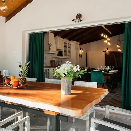 Beautiful Villa Rustical *