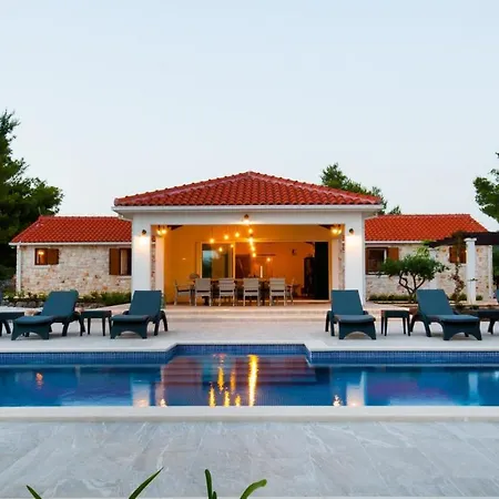 Villa Beautiful Villa Rustical